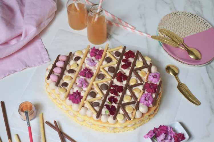 gâteau œuf de Pâques façon Number Cake, ganache montée kinder