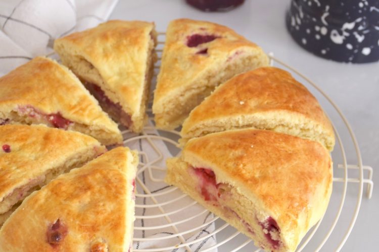 Scones framboises - chocolat blanc