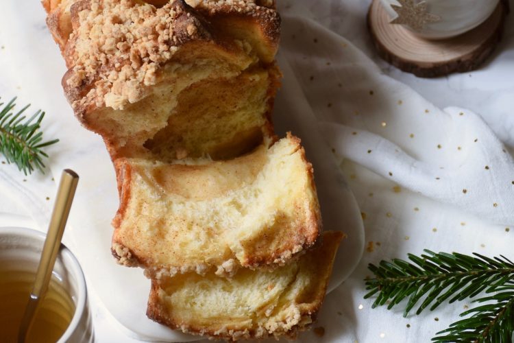 Brioche Pull-apart Streusel pomme et cannelle
